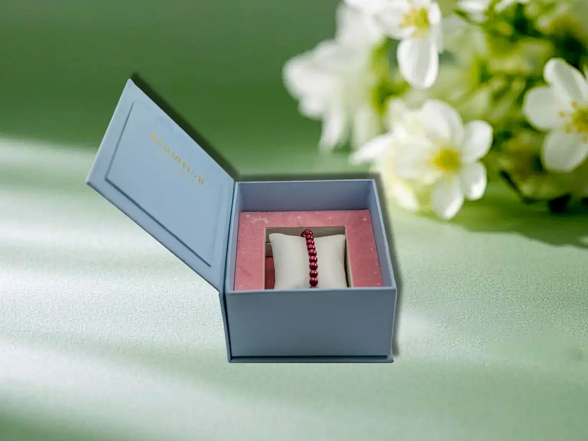 Flip-Top Magnetic Boxes