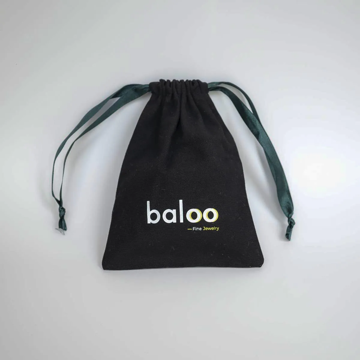 Sacs cadeaux blancs en coton à cordon pour cosmétiques/perruques/rasoirs   KY-T1CB22111503-32