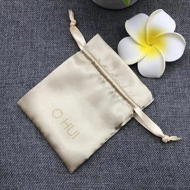 Kleine Satin Drawstring Tasche mit doppelt gezogener Spitzenkante | 6x8cm & 6x10cm | für Schmuck & kleine Geschenke KY-SB202092119-12