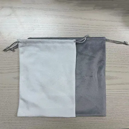Pochette à cordon pour collier, sac à lèvres, emballage de bijoux en flanelle  